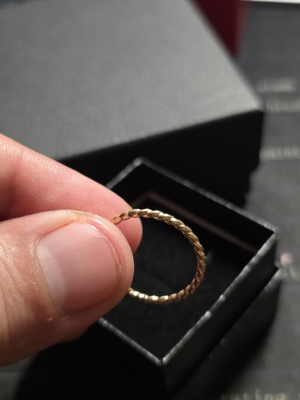 10k Gold Rope Band Ring - Size 7 - Picture 3 of 7